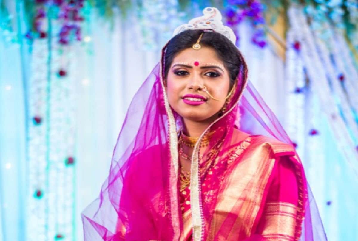 Add pallu on head in these four ways get stylish look with traditional