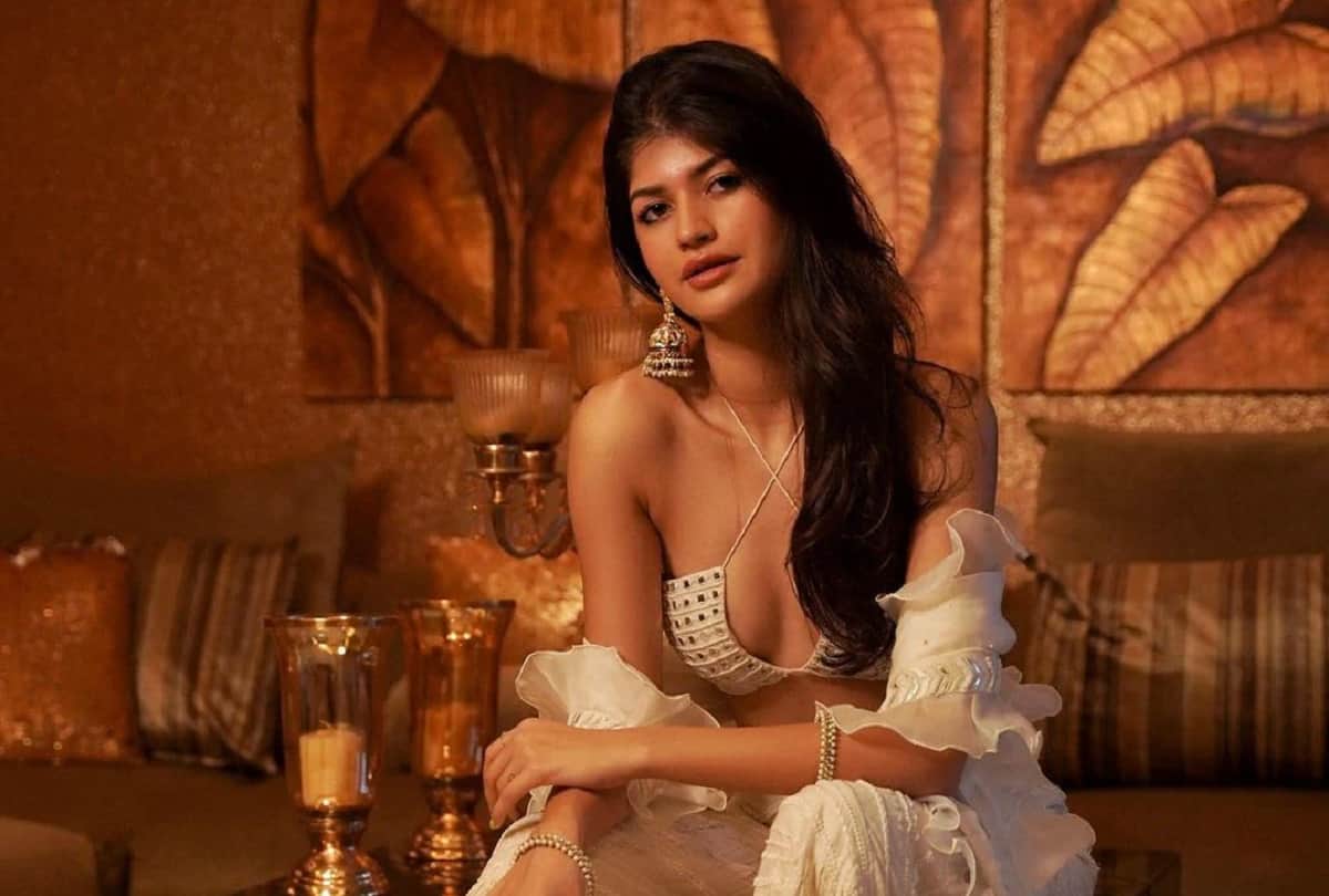 Anjini Dhawan Is A Sight To Behold In Sexy Ethnic Outfit See Diva Ooze Hotness In These Pics