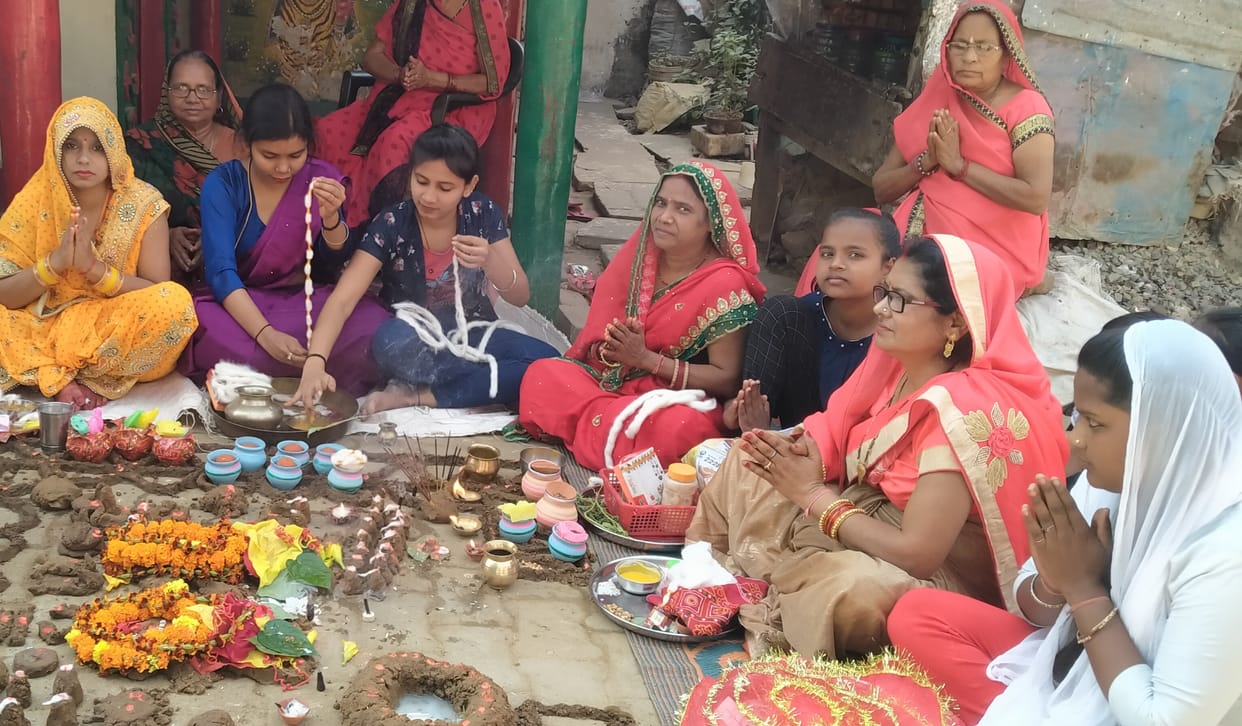 Sisters worship for the long life of brothers