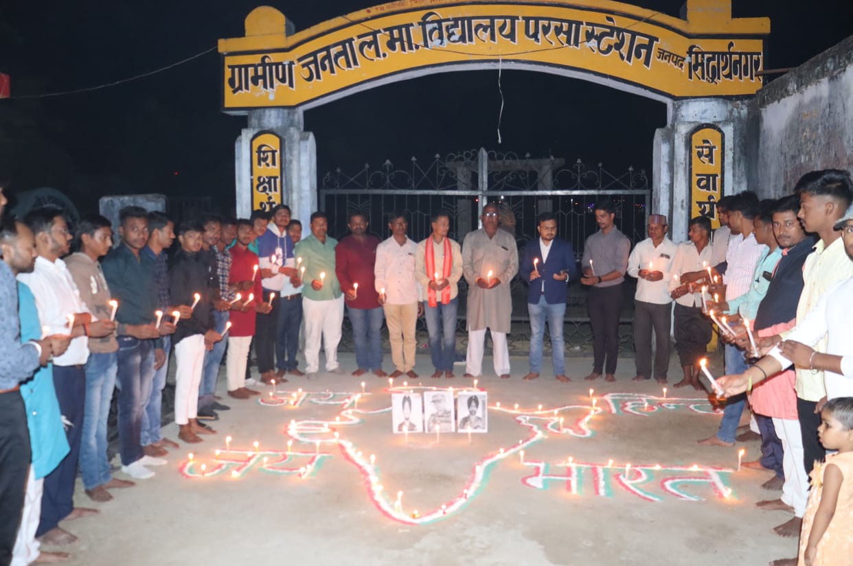 Lighted lamps in the name of martyrs, saluted