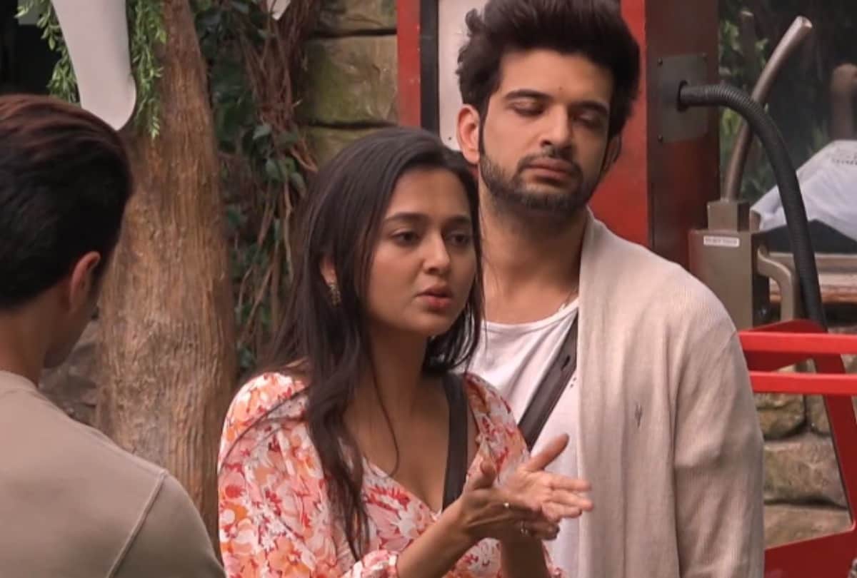 bigg boss 15 tejasswi prakash gets into an ugly fight with miesha iyer for karan kundrra gift
