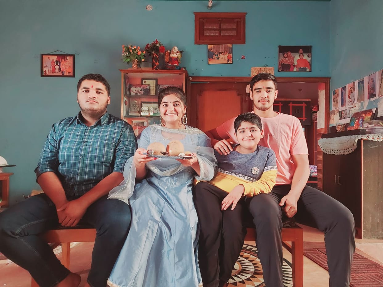 Sisters reached brother's house after facing trouble, wished for longevity by doing tilak