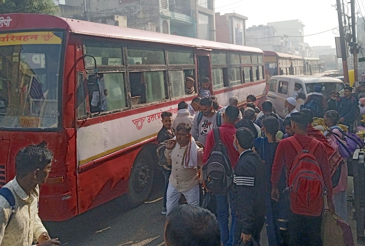 There was a fight between the passengers to sit the buses