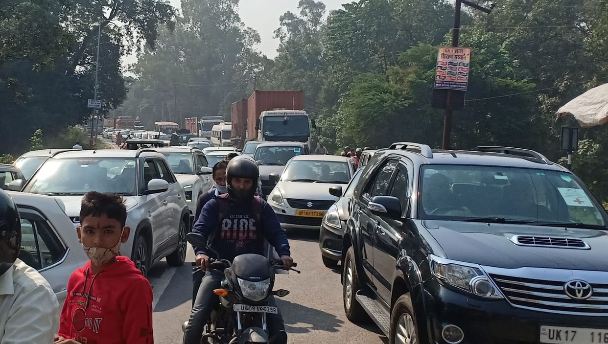 vehicles moving on the highway
