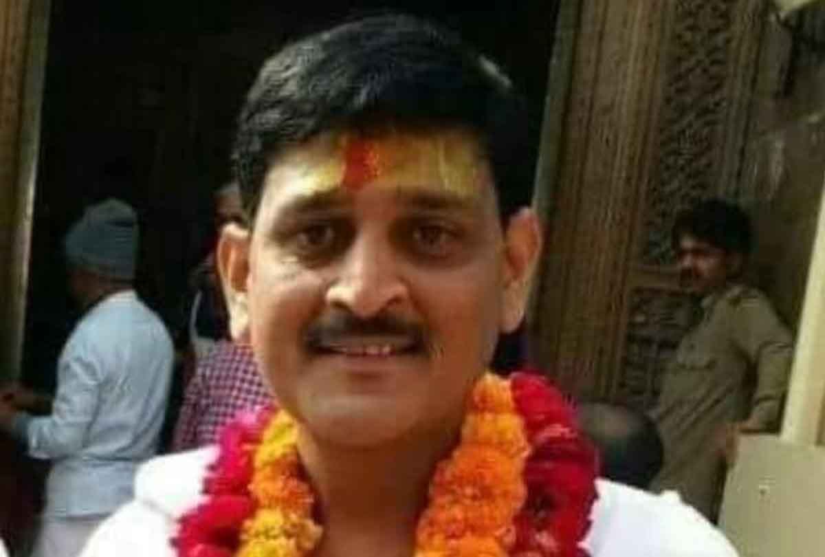 Kannauj: BJP MP Subrata Pathaks elder brother dies of dengue