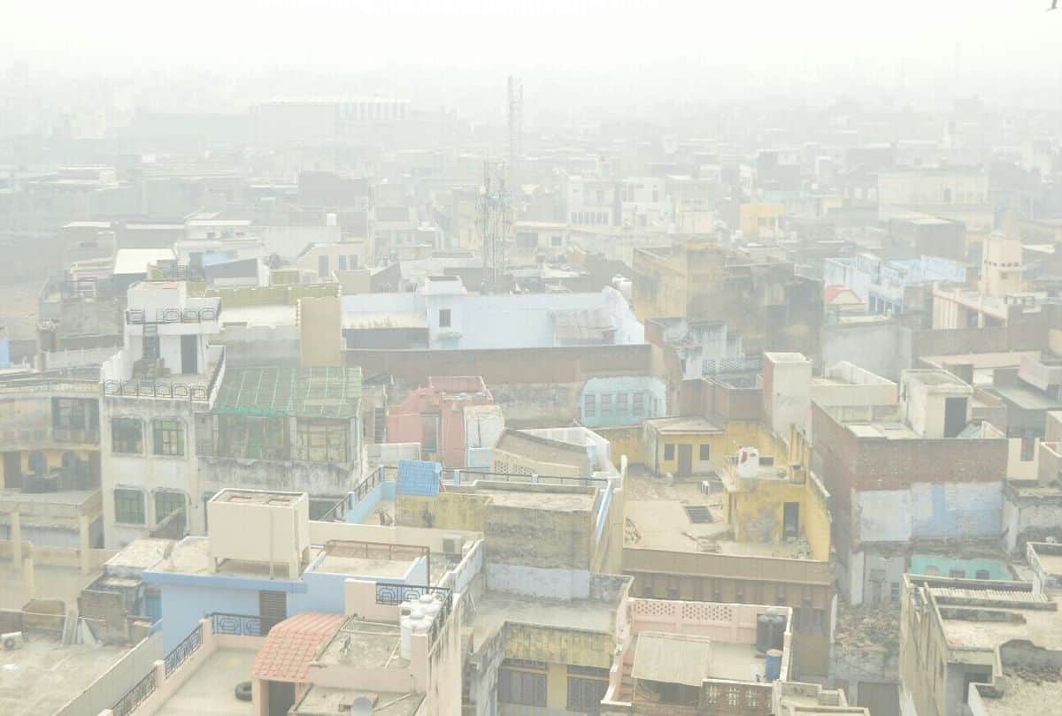 Agra Air Pollution Level News in Hindi: Agra Air Quality Index at dangerous level