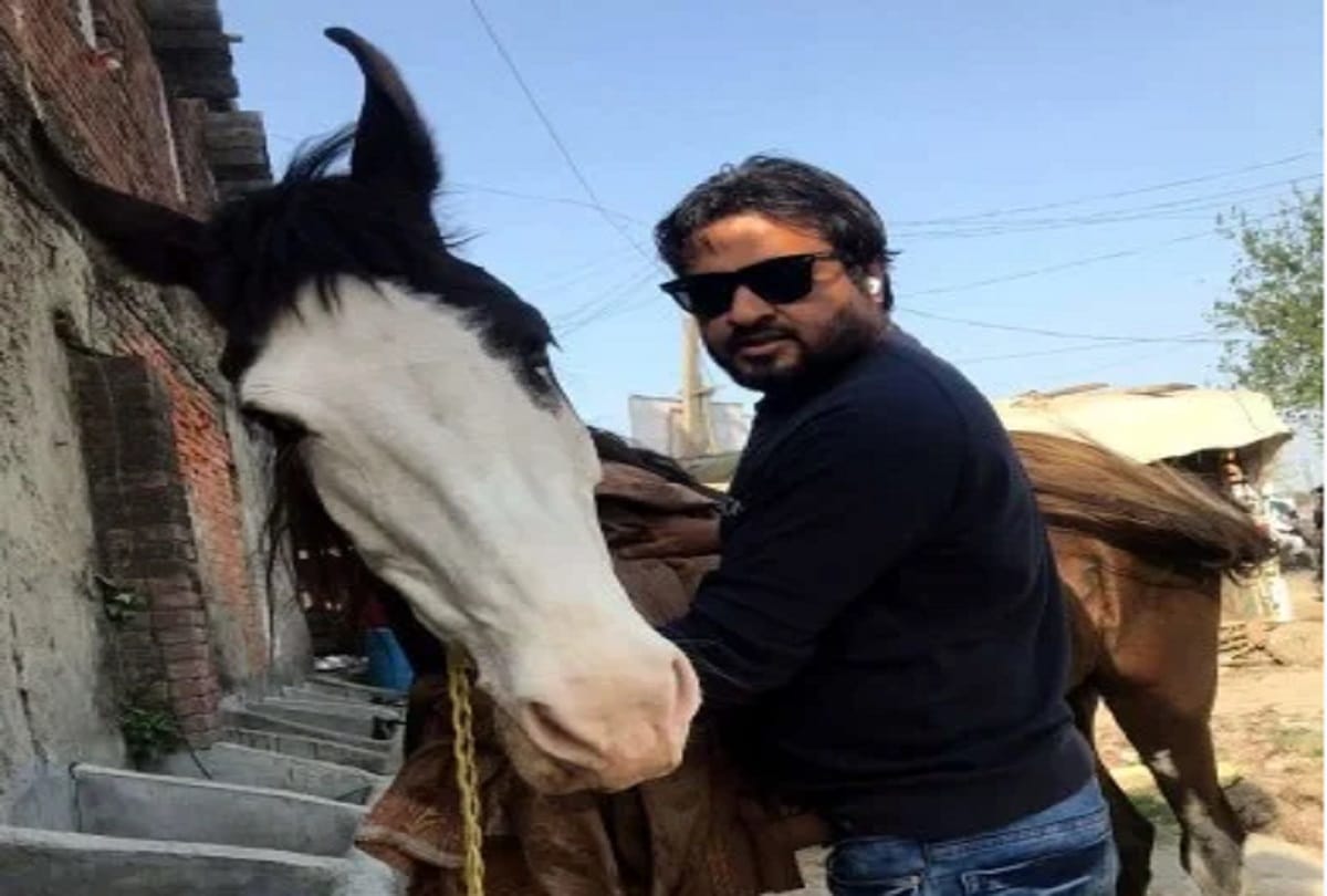 Rampur police, who found Azam Khan's buffalo, will now find Congress leader's mare.