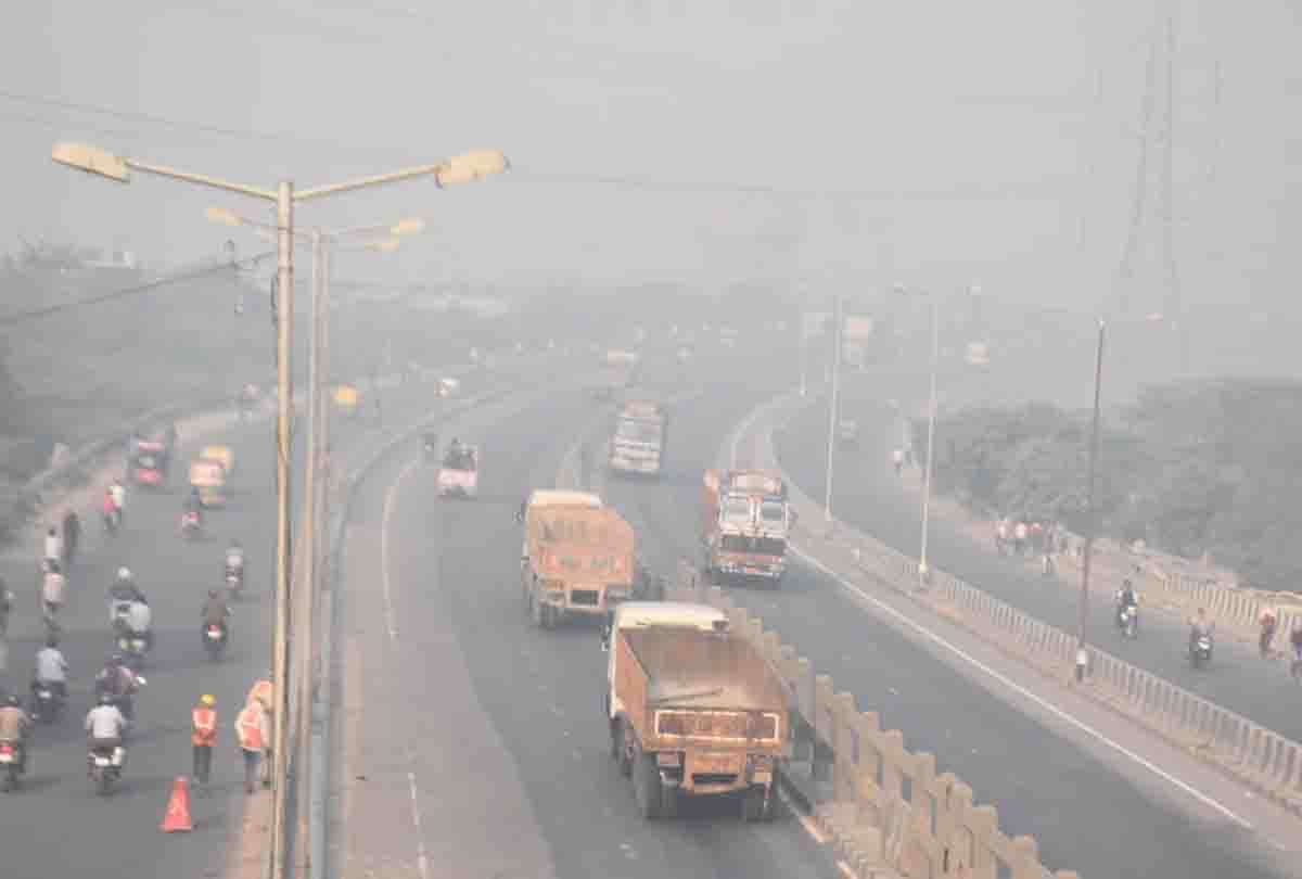 UP Weather Update Today: Snowfall On Mountains Winter Knocked In Kanpur in Uttar Pradesh Aaj Ka Mausam