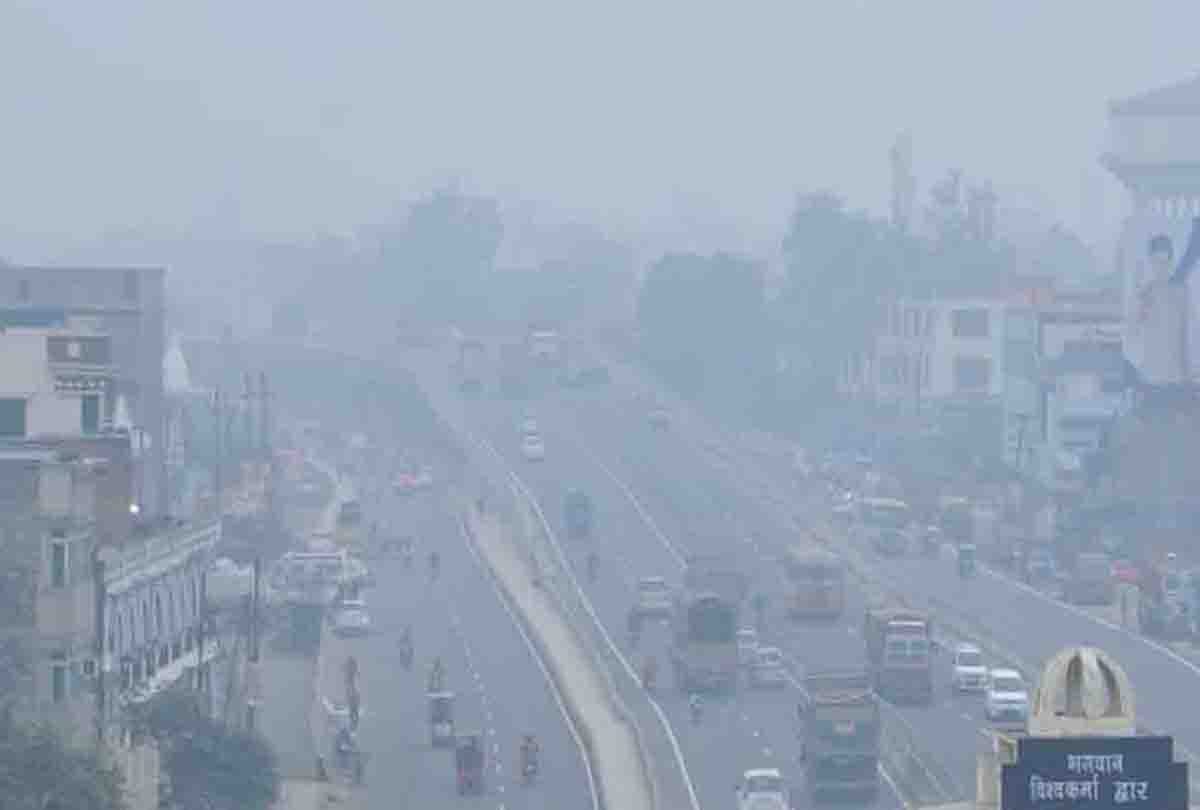 Kanpur air is more toxic than Delhi: Morning walk is dangerous, AQI reaches 556 across Red Zone