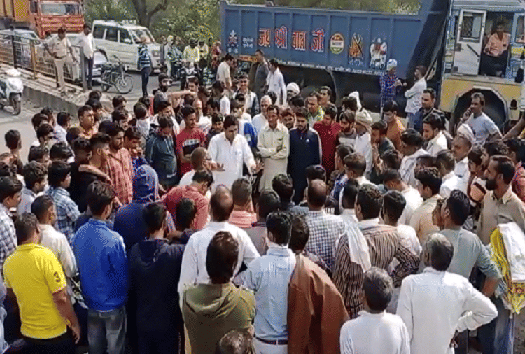Farmers strike continues in Hisars Narnaund town