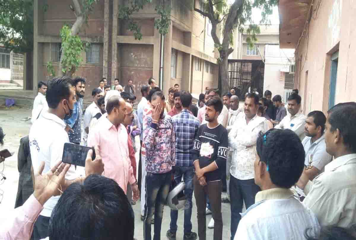 young man shot his friend in Jalaun, died