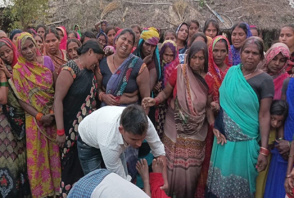 Mother and son travelling from cycle meets accident with tractor trolley in Dhanghata