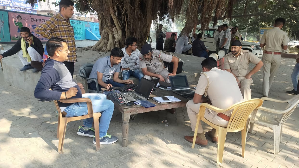 Five friends were looking for government jobs by taking coaching together, fast speed snatched the lives of two