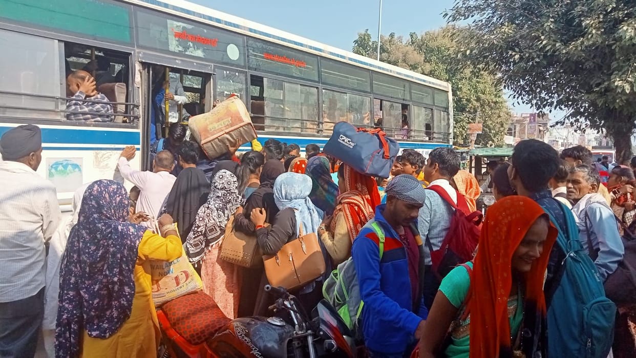 Rush for Bhaiyadooj in Rudrapur