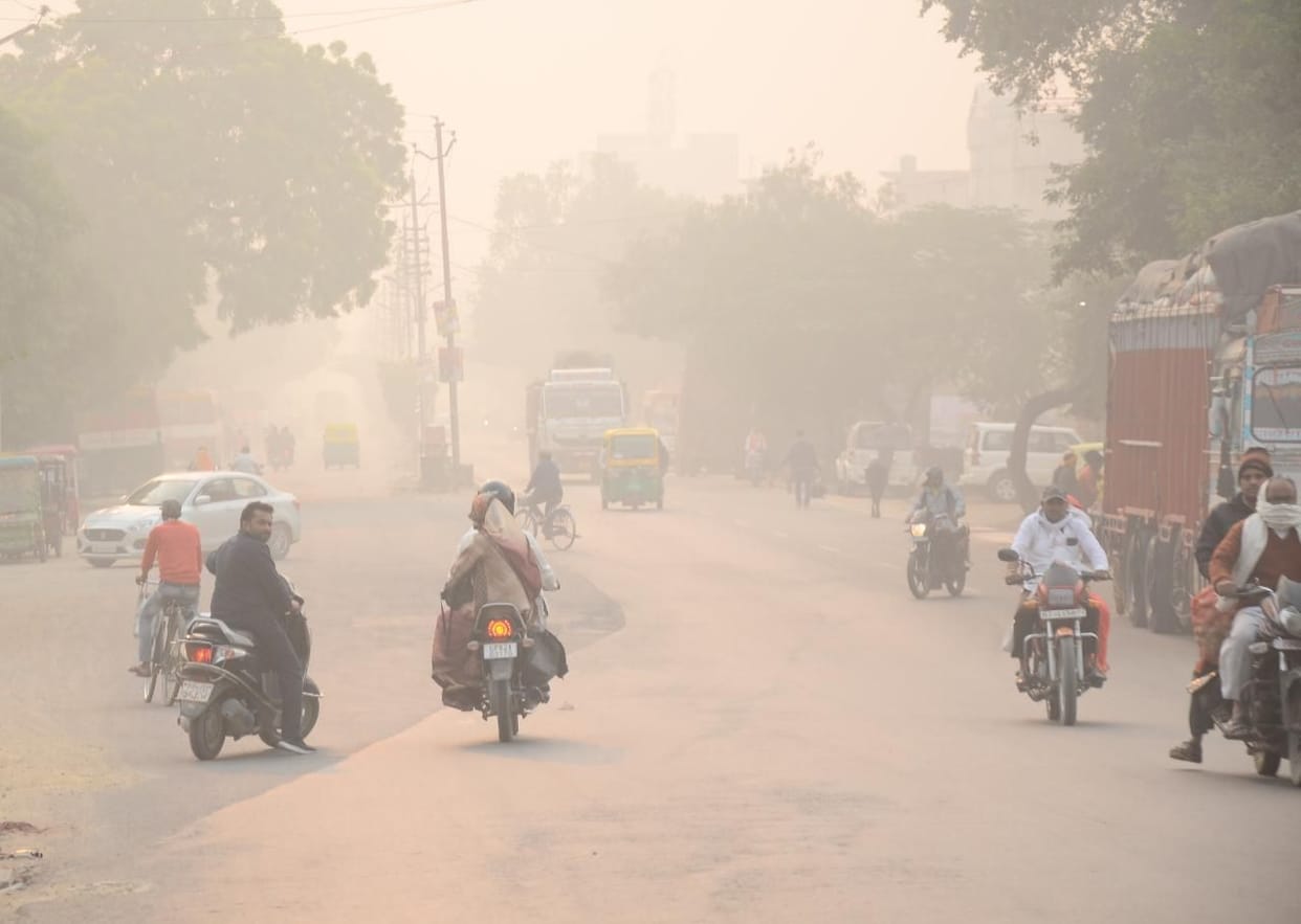 suffocating due to smog, the problem of respiratory patients increased