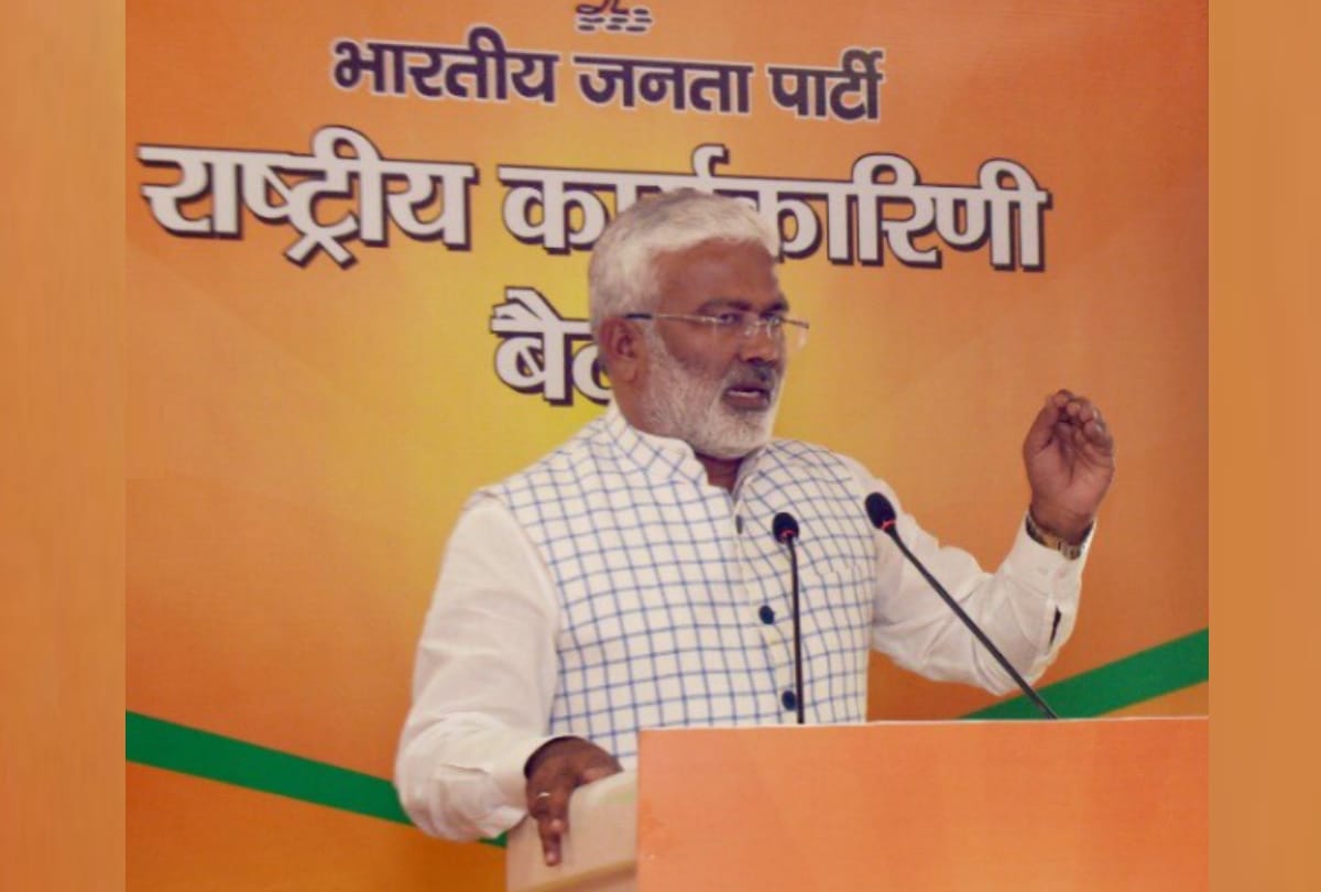 BJP will complete 300 plus target in UP election 2022.