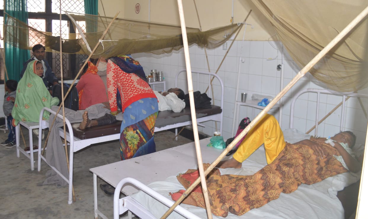 Hathras: Two more people died of fever in the district