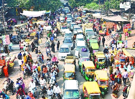 Plan destroyed, traffic police missing