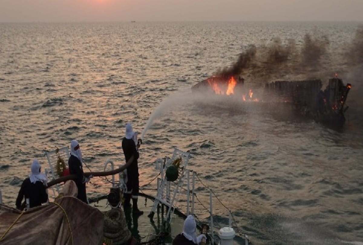 Gujarat Boat catches fire on coast in Gujrat, Coast Guard rescues seven fishermen