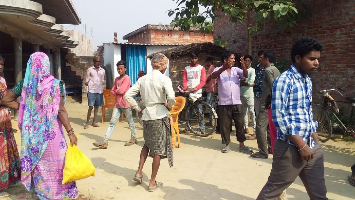 Cardholders beaten up for protesting against Ghatauli
