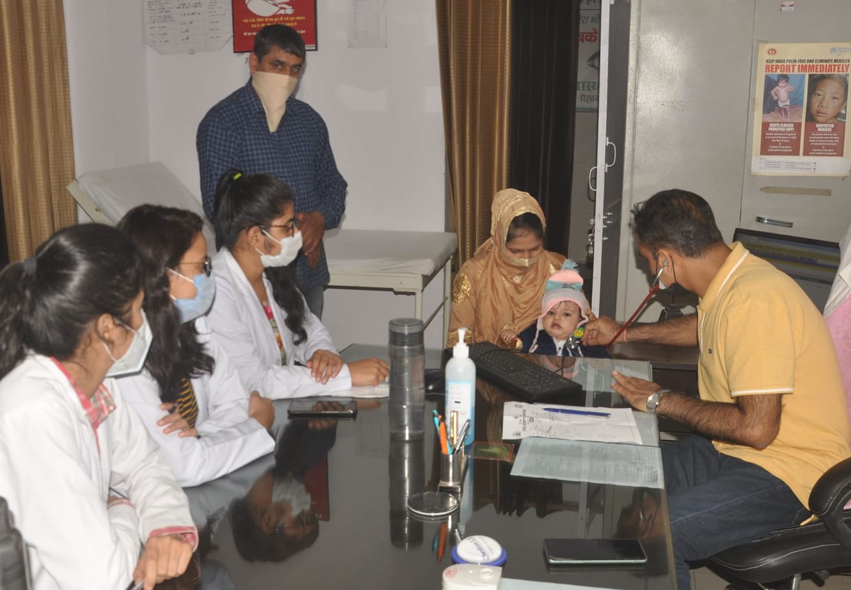 Doctor's son, three doctors of civil hospital corona infected
