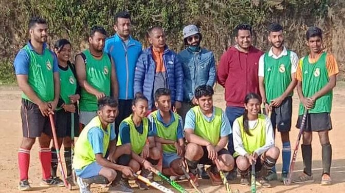 Falcon Boys Wins in Hocky