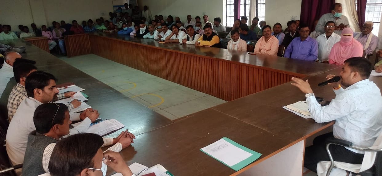 Hathras: Vaccine the left out people to protect against corona