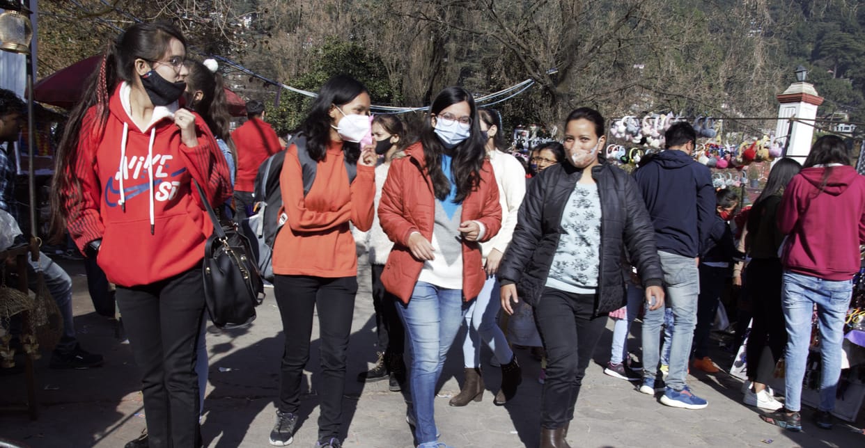 Nainital again buzzes with tourists