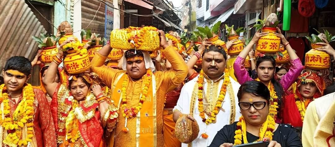 Radhe Radhe's cheers echoed in Bhagwat procession