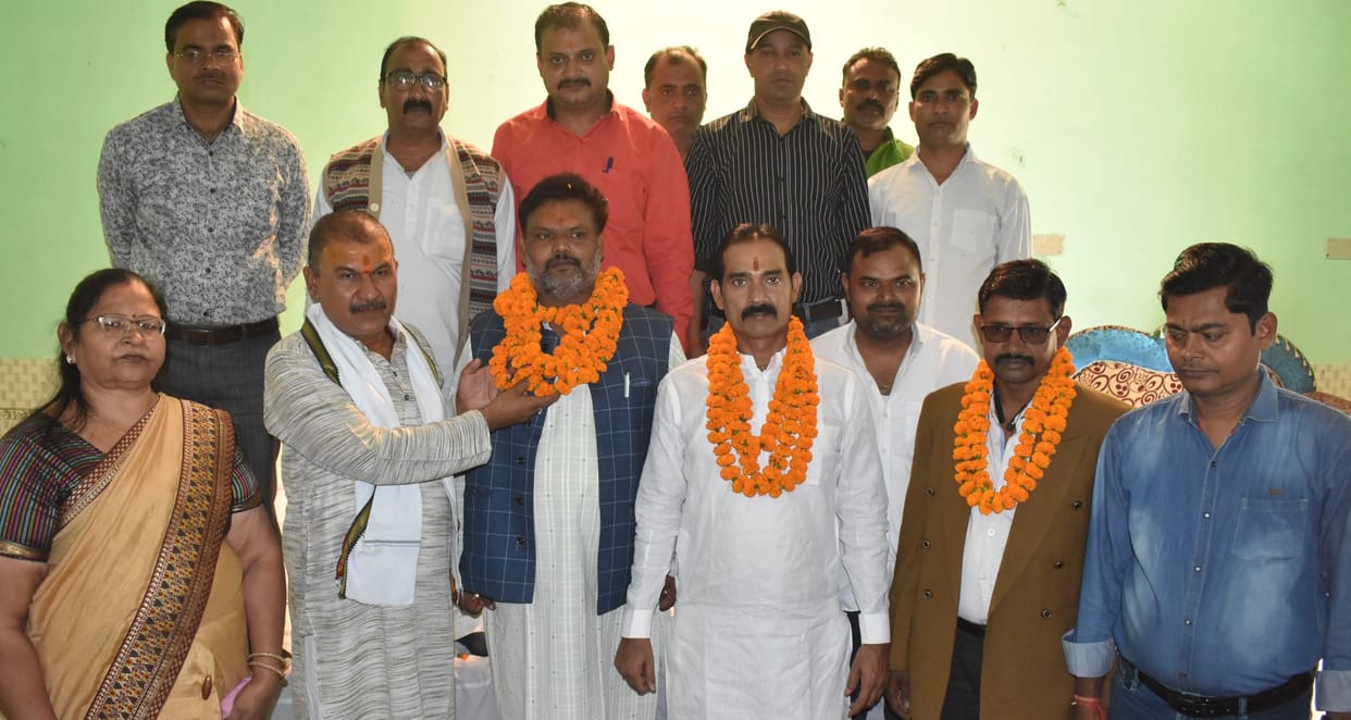 fathepur news,Sonu became the youth district president of the business board