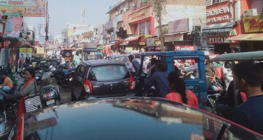 Parking built outside the Kotwali, difficult to walk