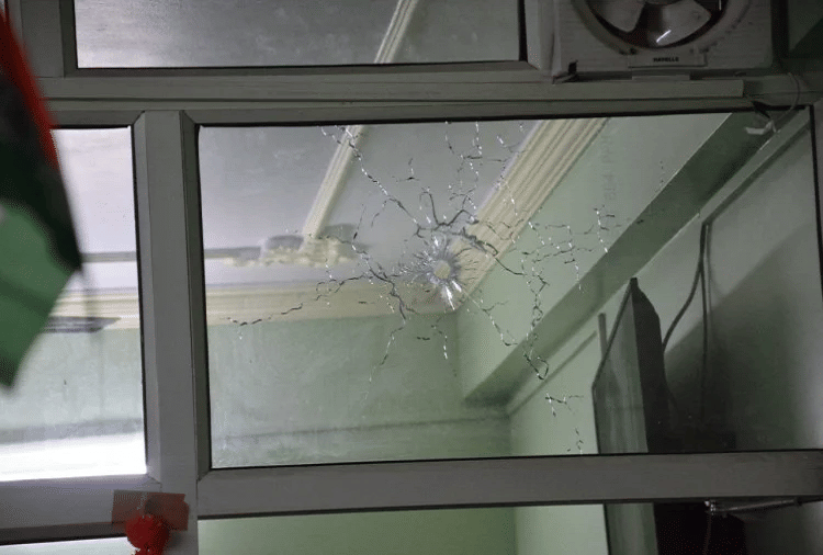 Two miscreants fired at the internet connection distributors office in Rohtak
