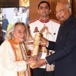 पं. छन्नूलाल मिश्र को मिला पद्म विभूषण सम्मान