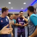 हैरिस रऊफ का बर्थडे सेलिब्रेट करते स्कॉटलैंड के खिलाड़ी