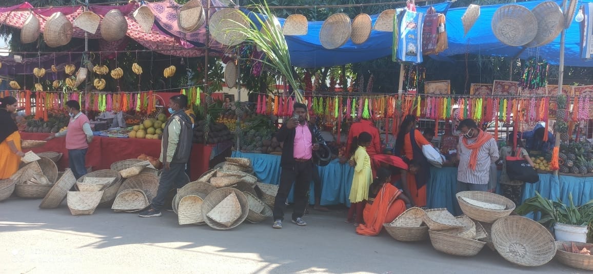 Chhathh parv in BBN starts after worshiping rising sun