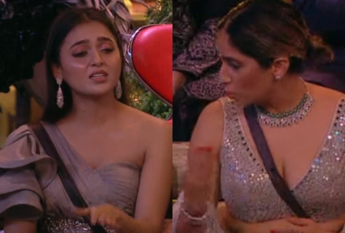 bigg boss 15 neha bhasin asked  tejasswi prakash why she gets angry when karan kundrra and shamita shetty talk