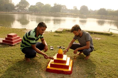 chhath puja 2021 nahay khay in today varanasi   vedi is ready at ghats of Kashi for lok aastha mahaparv