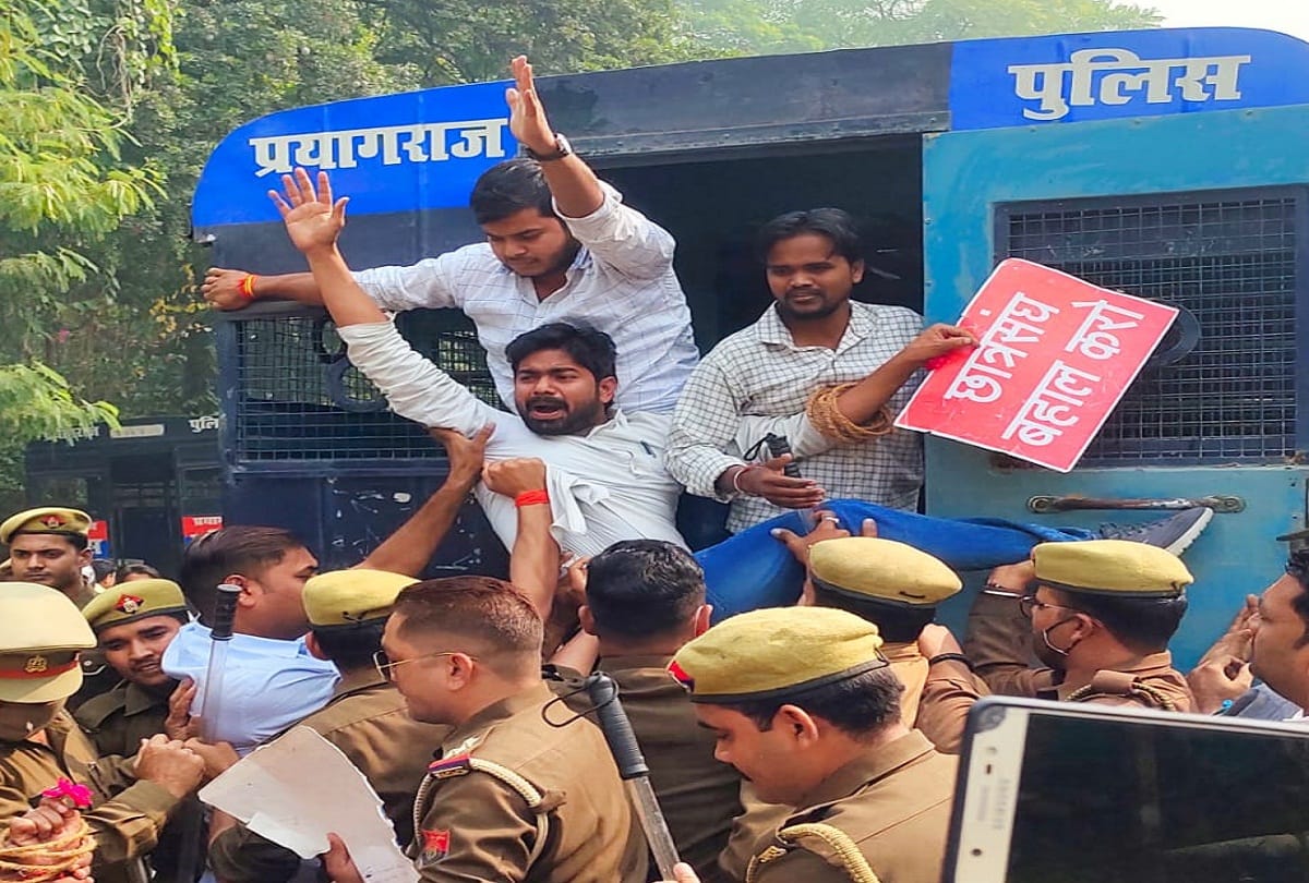 Allahabad University Convocation: Police lathi-charged student leaders adamant on meeting Dharmendra Pradhan, many student leaders in custody