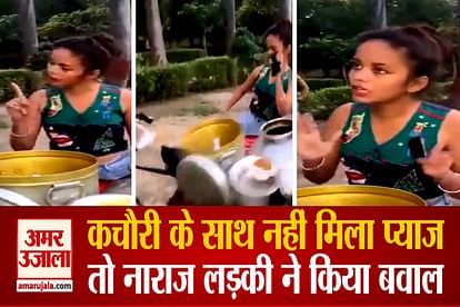 a girl ruckus slap kachori seller on the issue of onion troll on social media