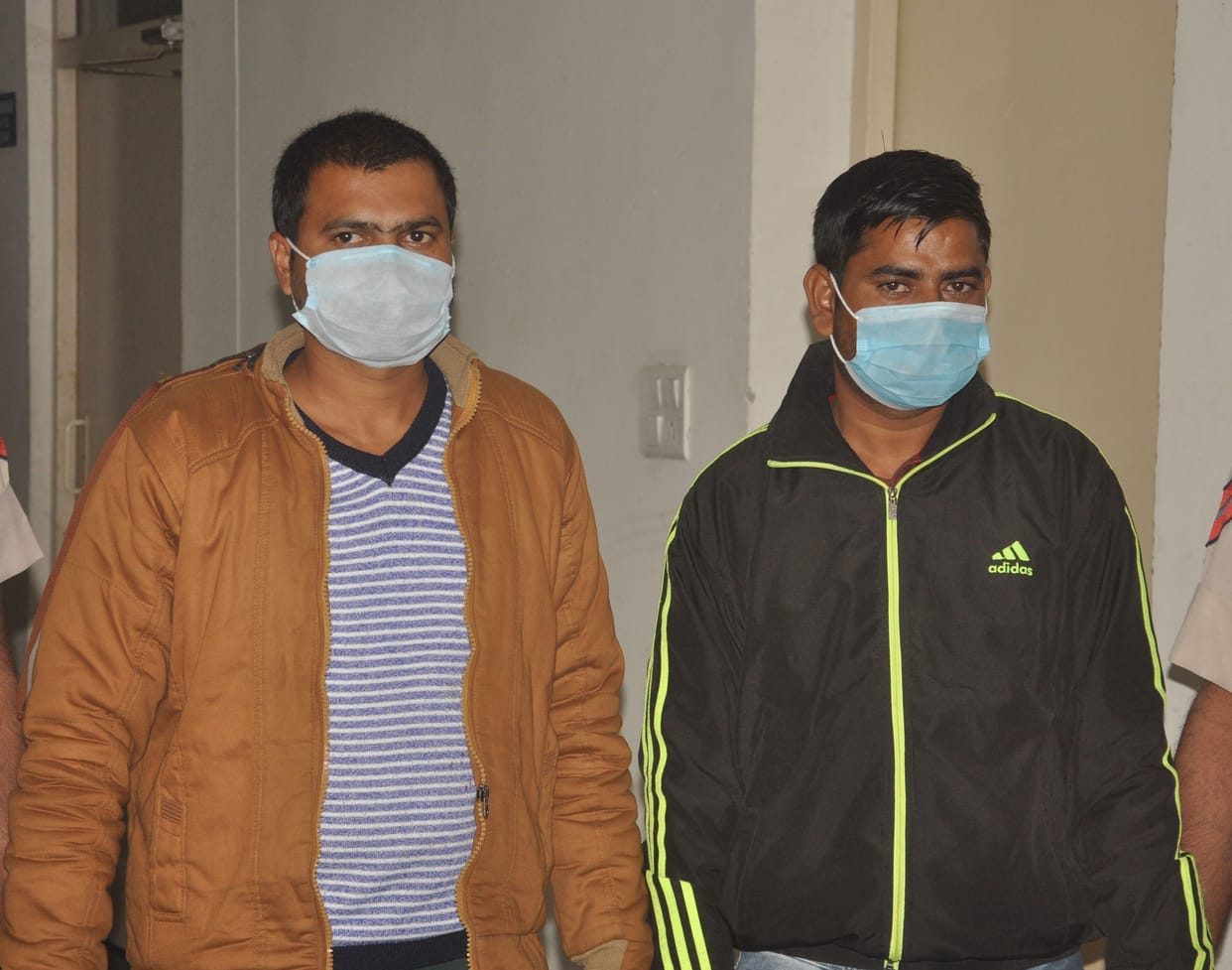 Relatives had given information about the goods to the robbers, were chased from Lucknow