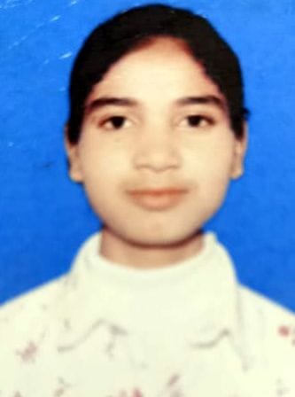 High speed car crushed the student, death, accident happened while going to study coaching, police kept the body in community health center