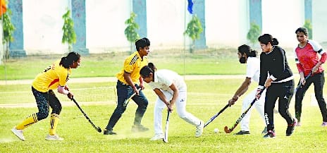 Police Hockey: Bareilly, Pilibhit, Badaun won the matches on the first day