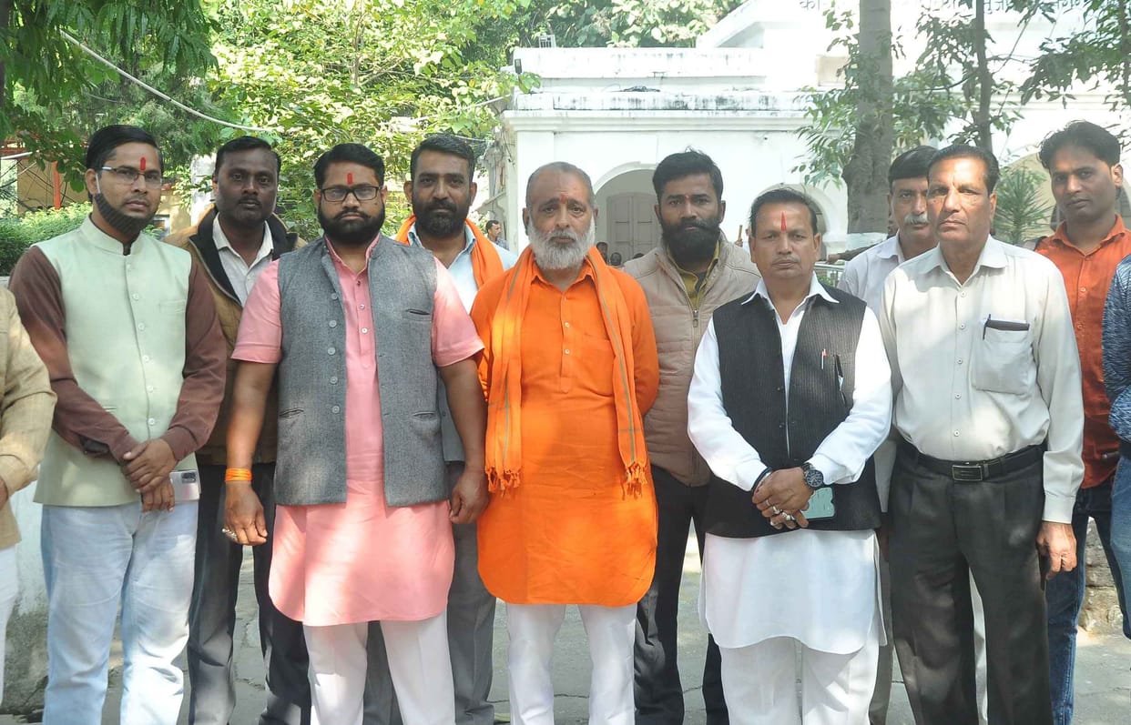 Alleged rigging in the fair held in the exhibition pandal, demonstrated