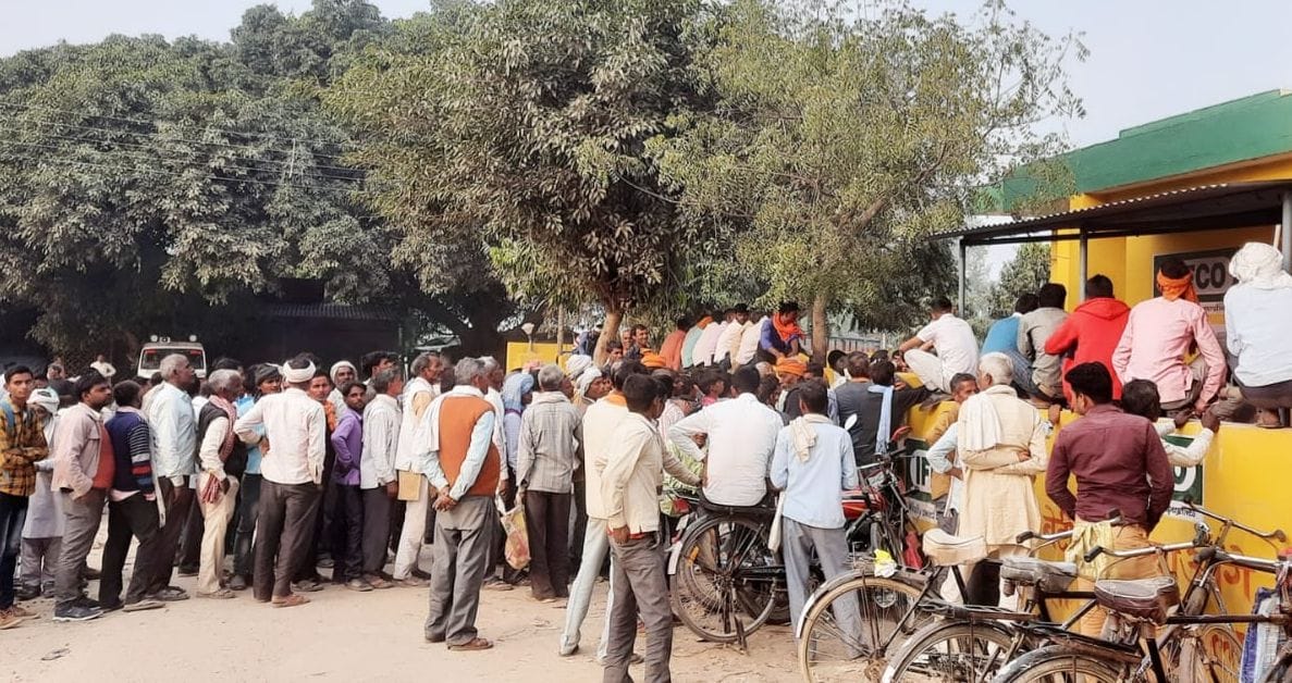 farmers protest for dap