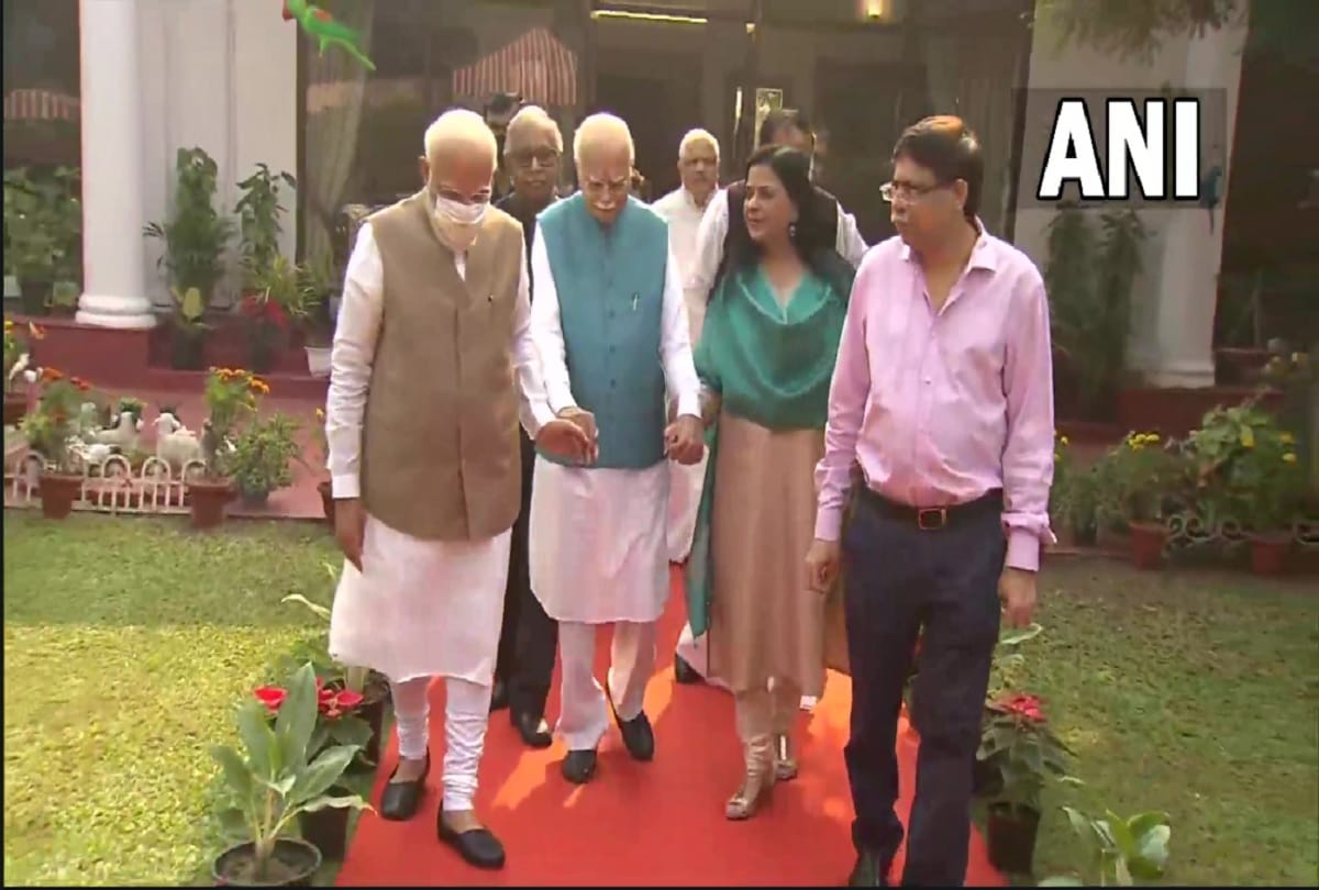 BJP Veteran Leader LK Advani Birthday Today PM Narendra Modi tweeted to wish him