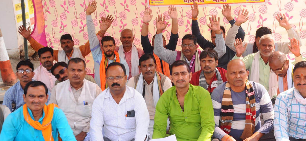 Locks on 46 cooperatives, farmers need fertilizer