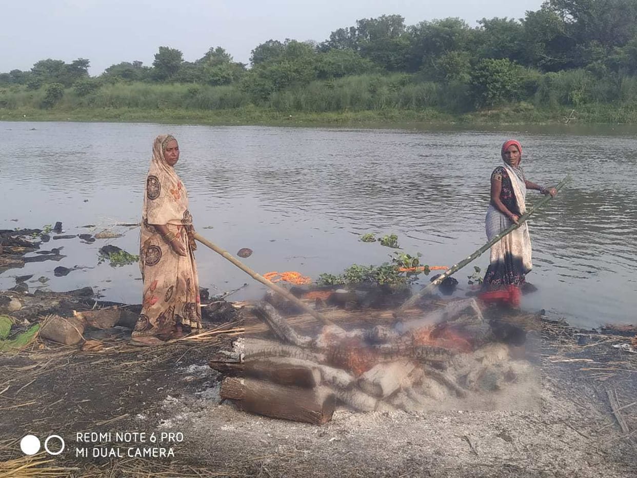 Devrani and jethani conducts  last rites at this crematorium in jaunpur UP know in full details