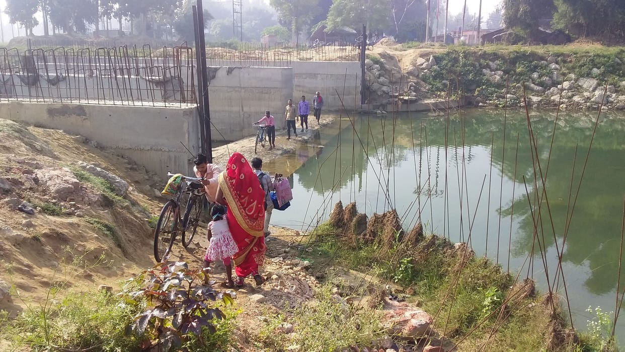 Construction of canal bridge hanging for six months