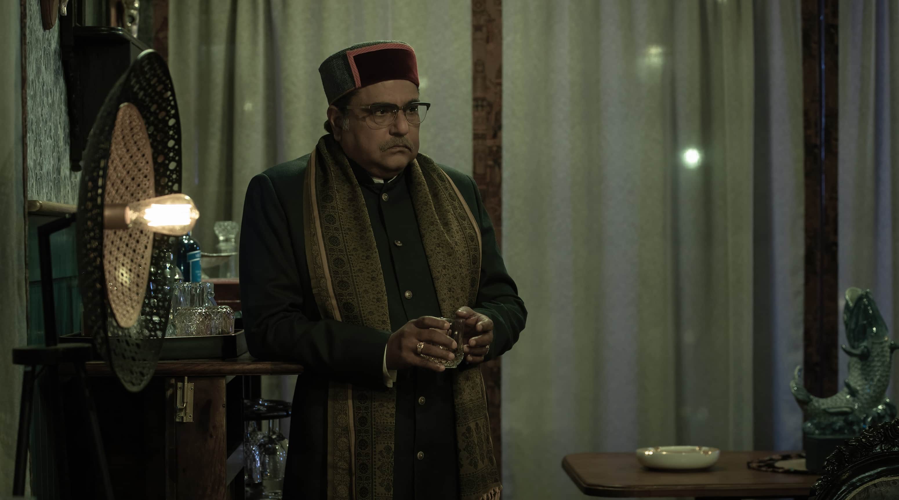 Aranyak Teaser: 'Mast Mast Girl' Raveena Tandon will make her OTT debut on netflix on this day