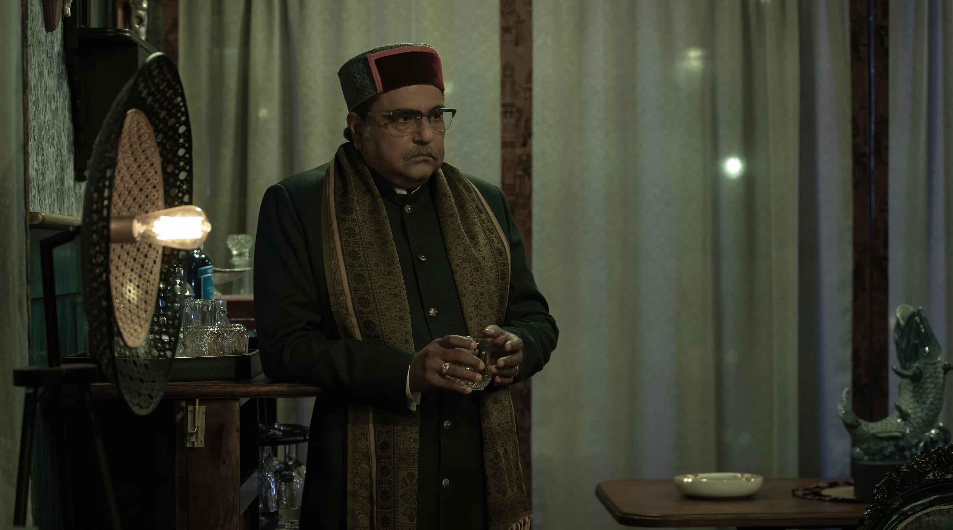 Aranyak Teaser: 'Mast Mast Girl' Raveena Tandon will make her OTT debut on netflix on this day
